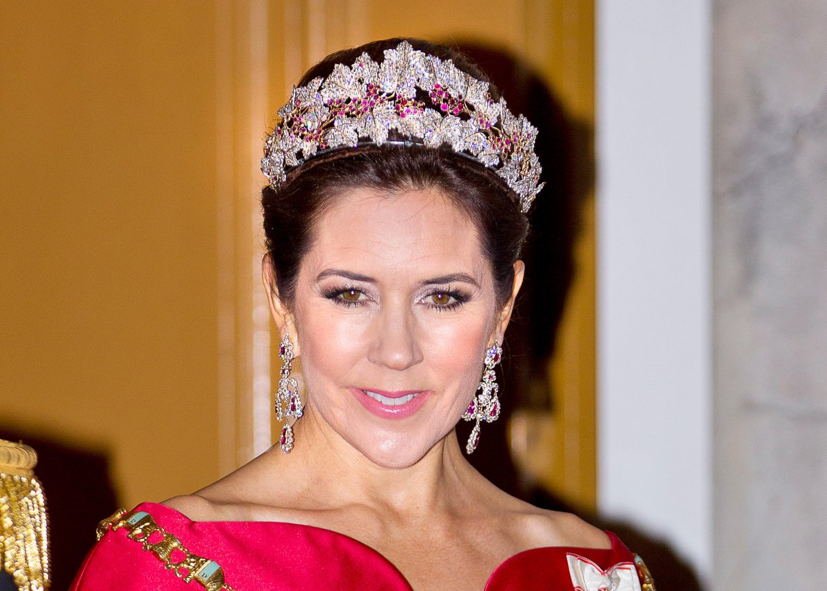 The Crown Princess of Denmark attends the New Year's Reception at Amalienborg Palace in Copenhagen on January 1, 2018 (Albert Nieboer/DPA Picture Alliance/Alamy)