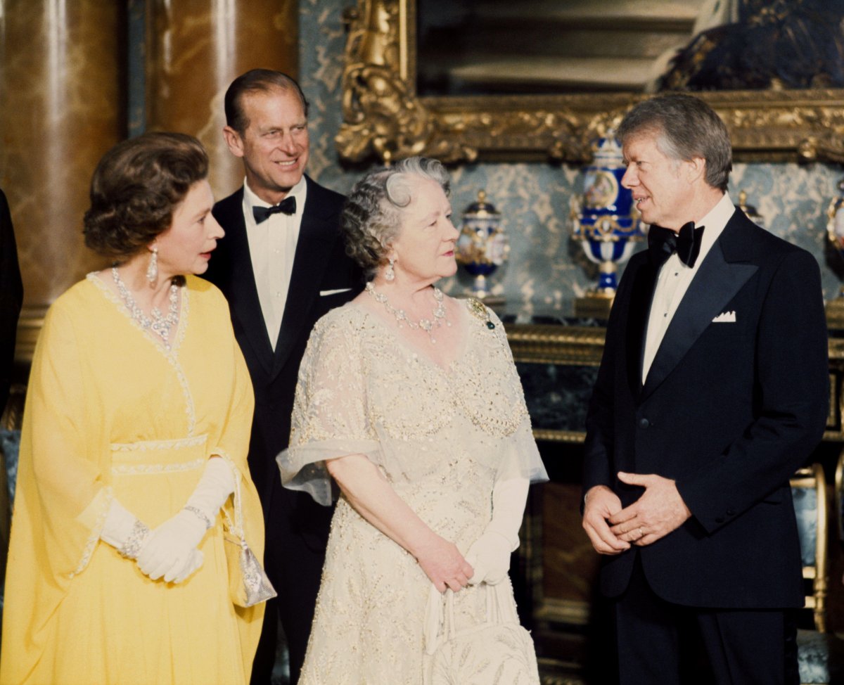 Queen Elizabeth II, the Duke of Edinburgh, the Queen Mother, and President Jimmy Carter at Buckingham Palace on May 7, 1977 (PA Images/Alamy)