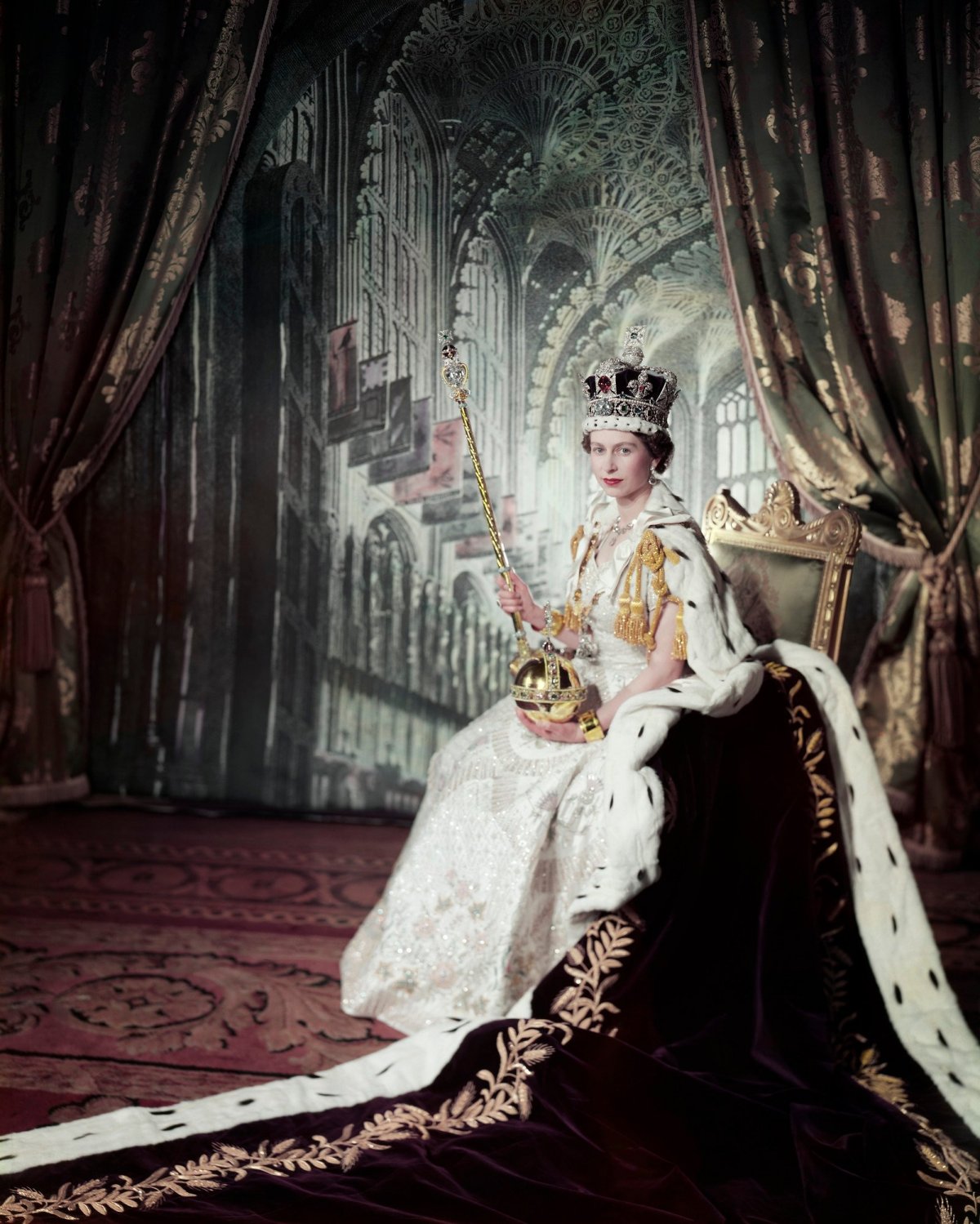 Cecil Beaton's coronation portrait of Queen Elizabeth II, 1953 (Royal Collection Trust)