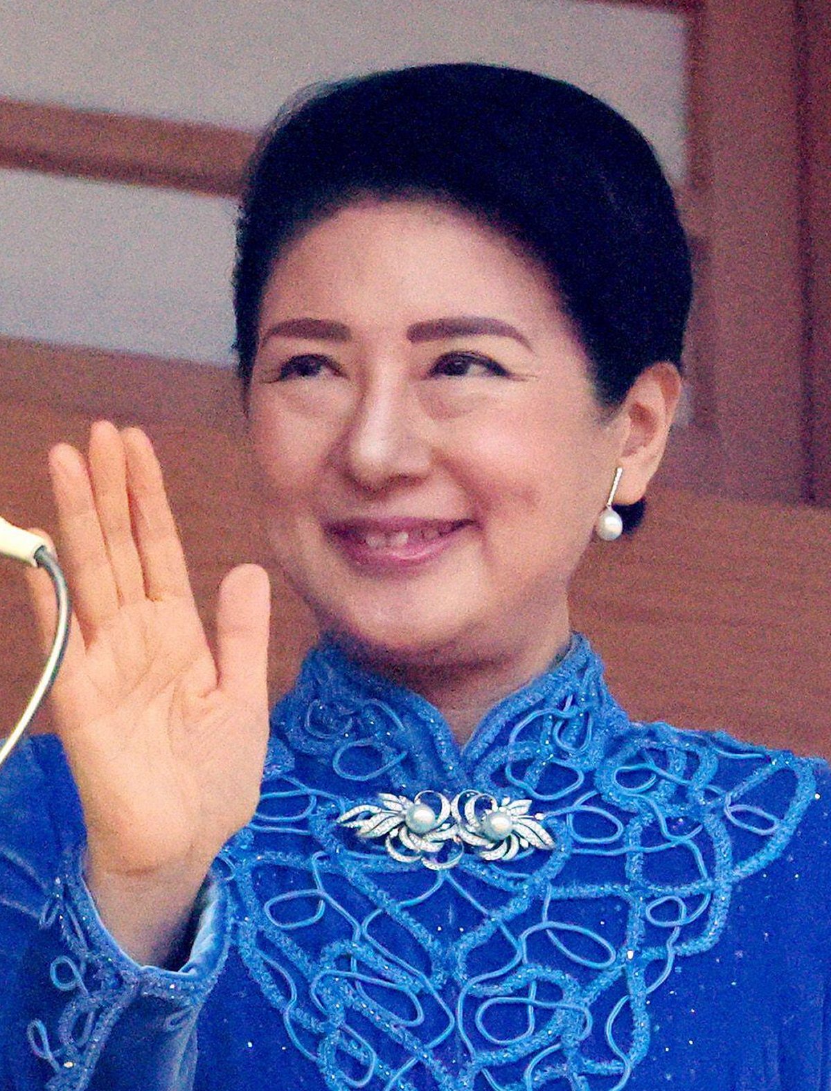 The Empress of Japan appears on the balcony of the Imperial Palace in Tokyo during the Emperor's 65th birthday celebrations on February 23, 2025 (Nippon News/Alamy)