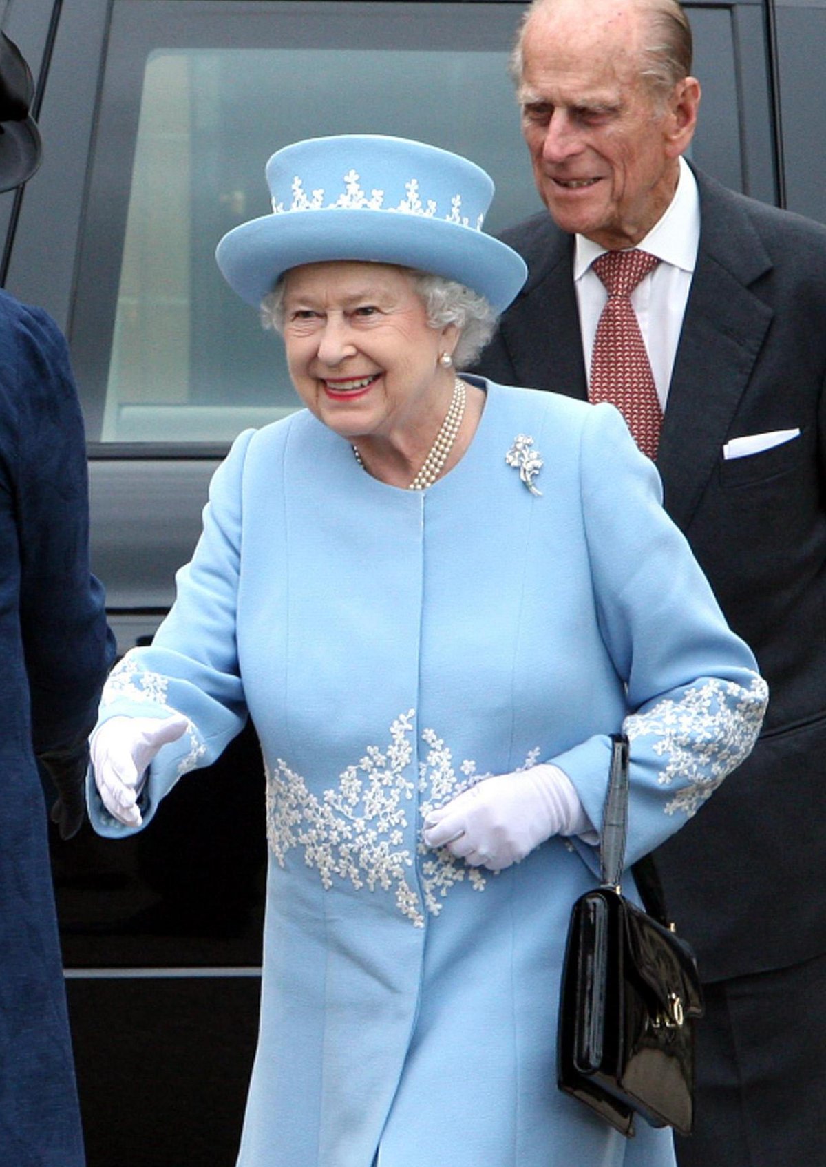 Queen Elizabeth II and Prince Philip, Duke of Edinburgh arrive at Hillsborough Castle during their two-day Diamond Jubilee visit to Northern Ireland on June 26, 2012 (Paul Faith/PA Images/Alamy)