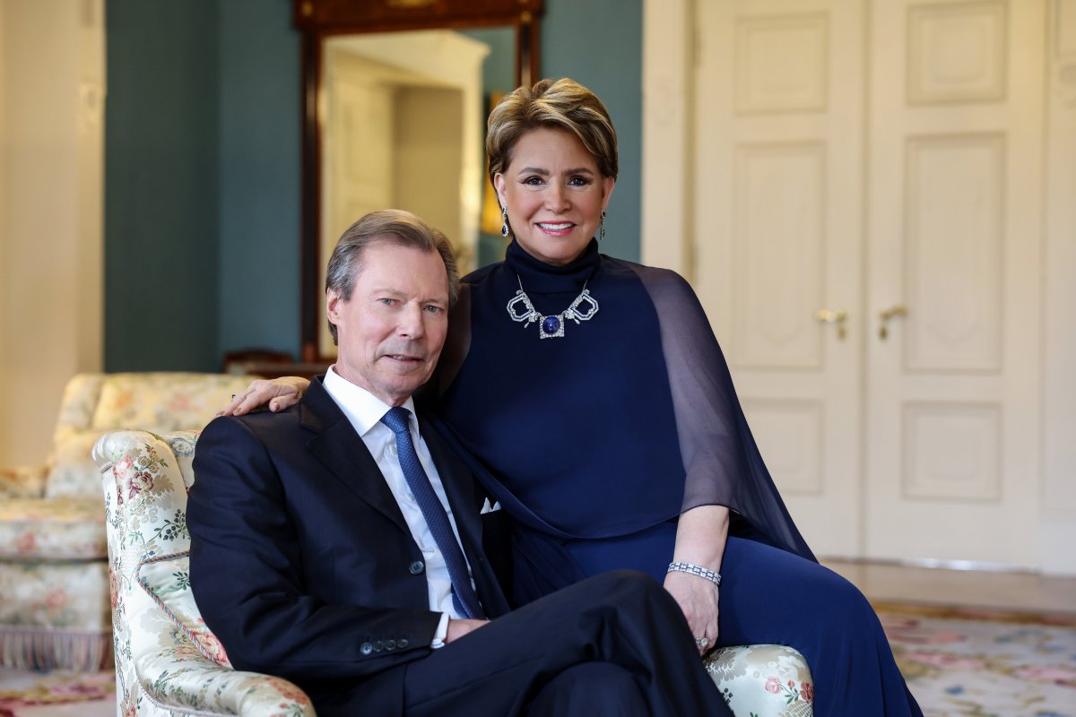 The Grand Duke and Grand Duchess of Luxembourg pose for a new set of official portraits to mark her birthday, March 2025 (Sophie Margue/Maison du Grand-Duc)