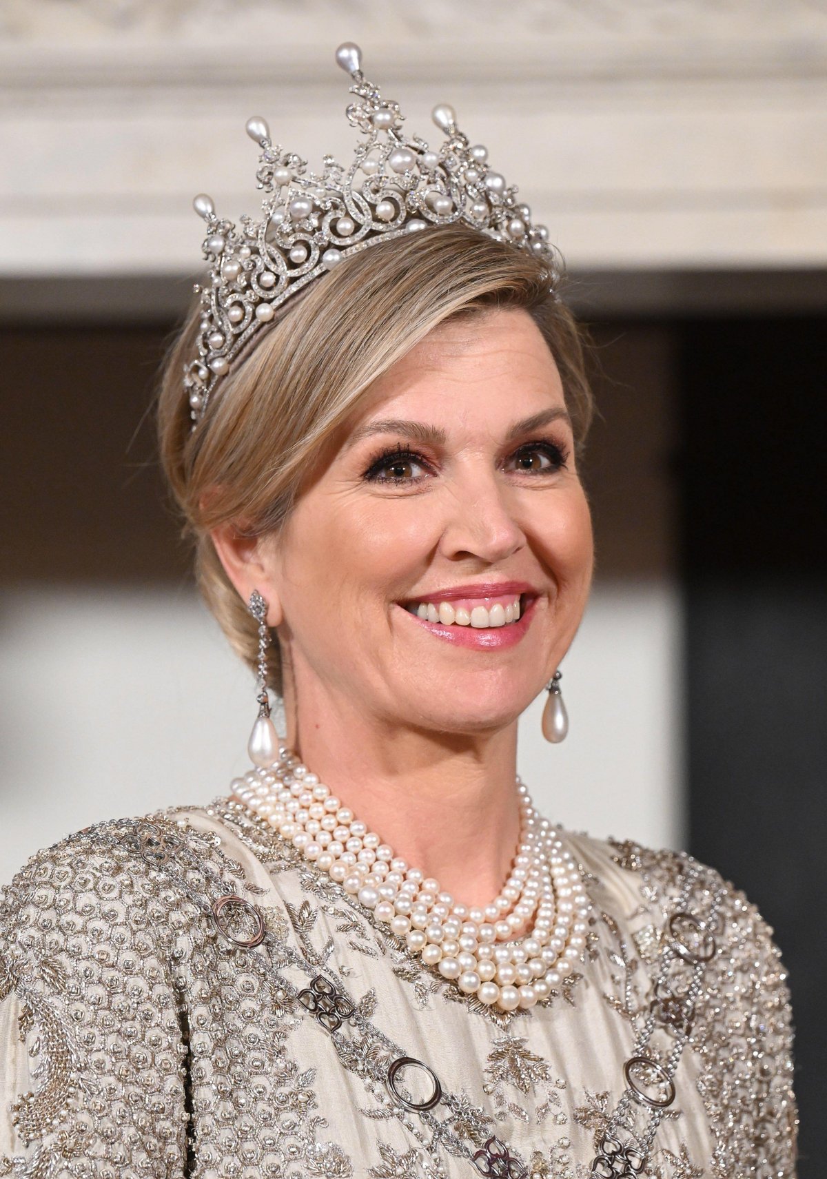 The Queen of the Netherlands attends a state banquet in honor of the visiting Sultan of Oman at the Royal Palace in Amsterdam on April 15, 2025 (Patrick van Emst/NLBeeld/Alamy)
