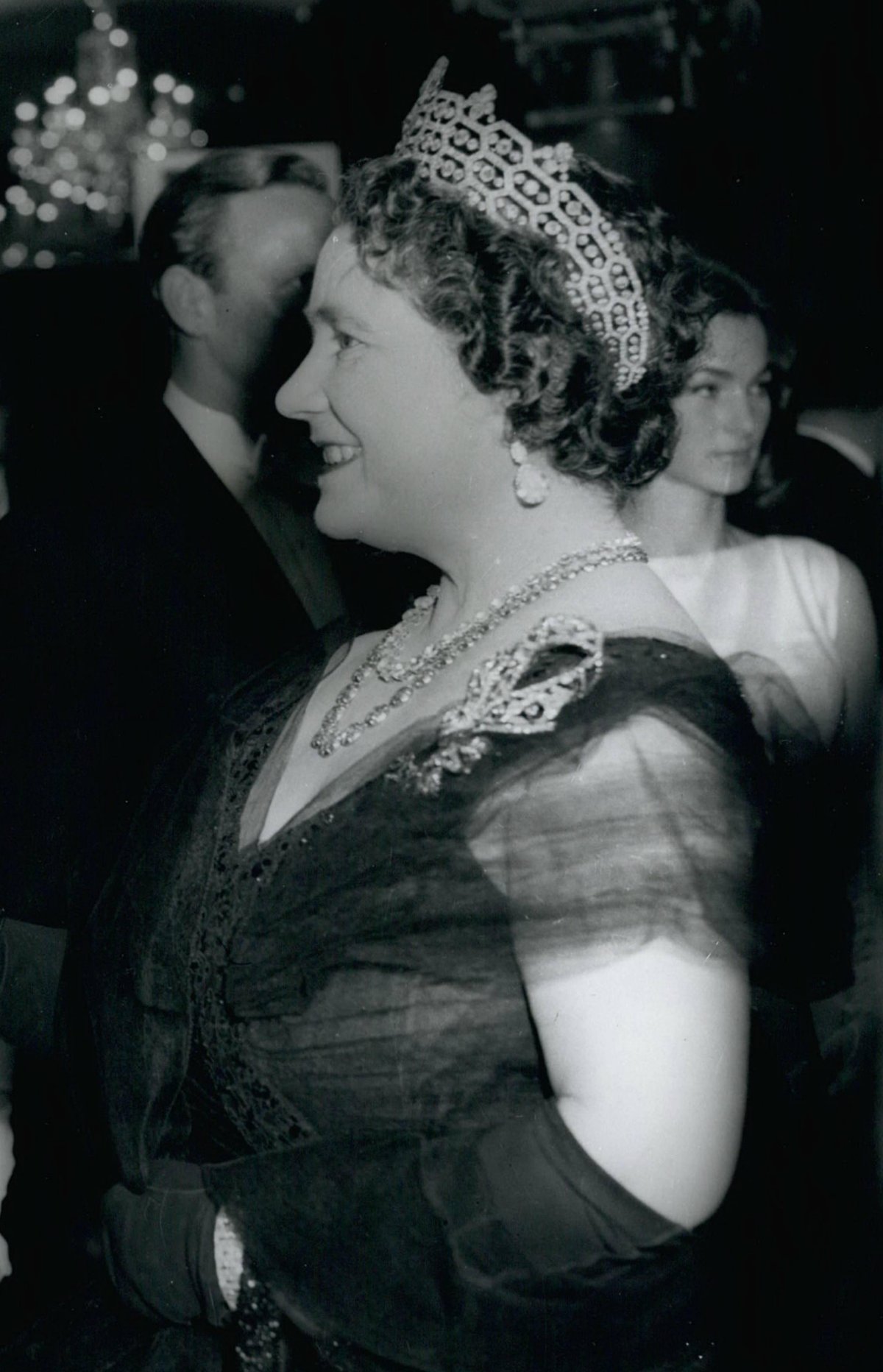 Queen Elizabeth the Queen Mother attends the royal film performance of The Facts of Life at the Odeon Leicester Square, February 1961 (Keystone Press/Alamy)