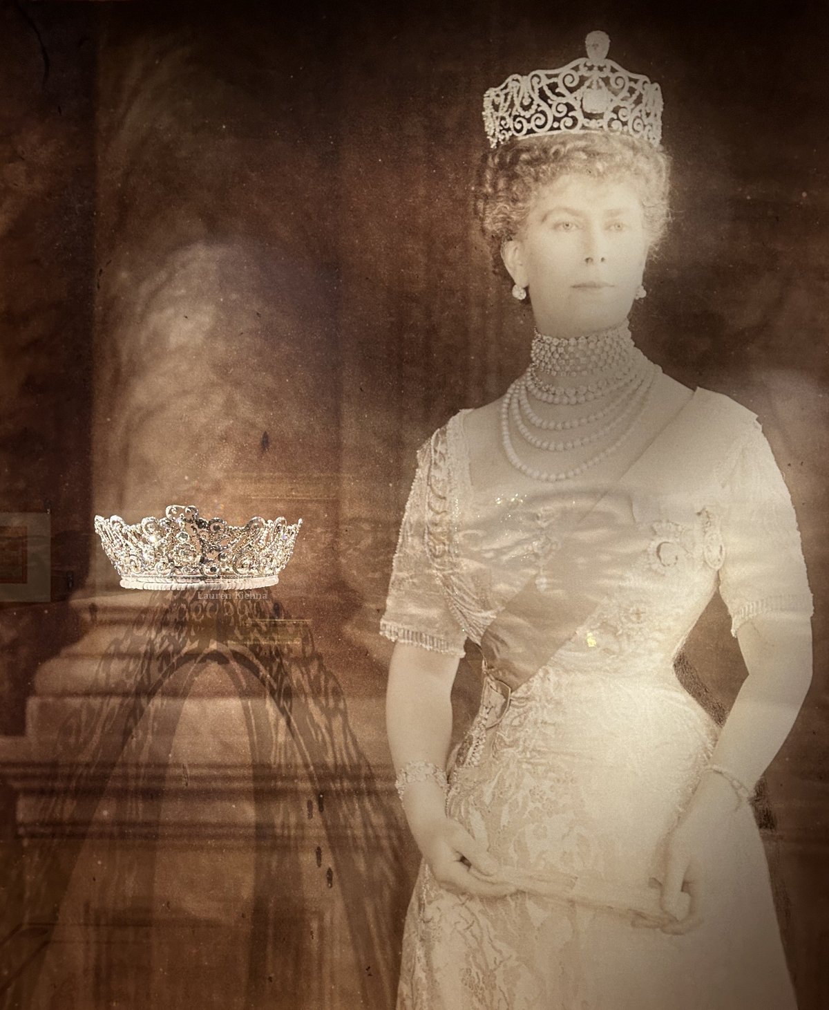 The Delhi Durbar Tiara, displayed as part of "The Edwardians: Age of Elegance" at the King's Gallery, Buckingham Palace in London, April 2025 (Photo © Lauren Kiehna)