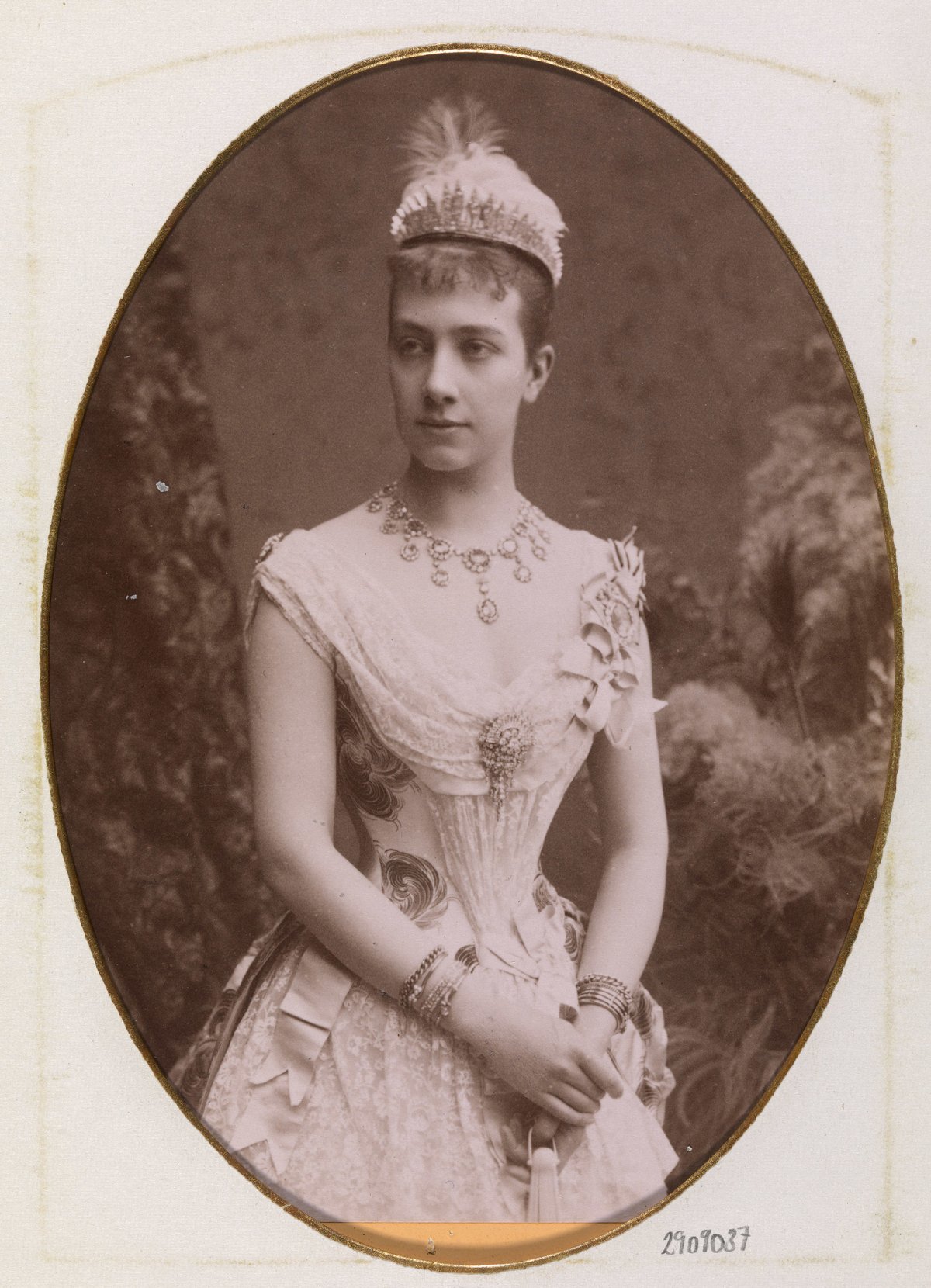 Victoria of Baden, wife of Crown Prince Gustaf of Sweden, ca. 1885 (Royal Collection Trust)