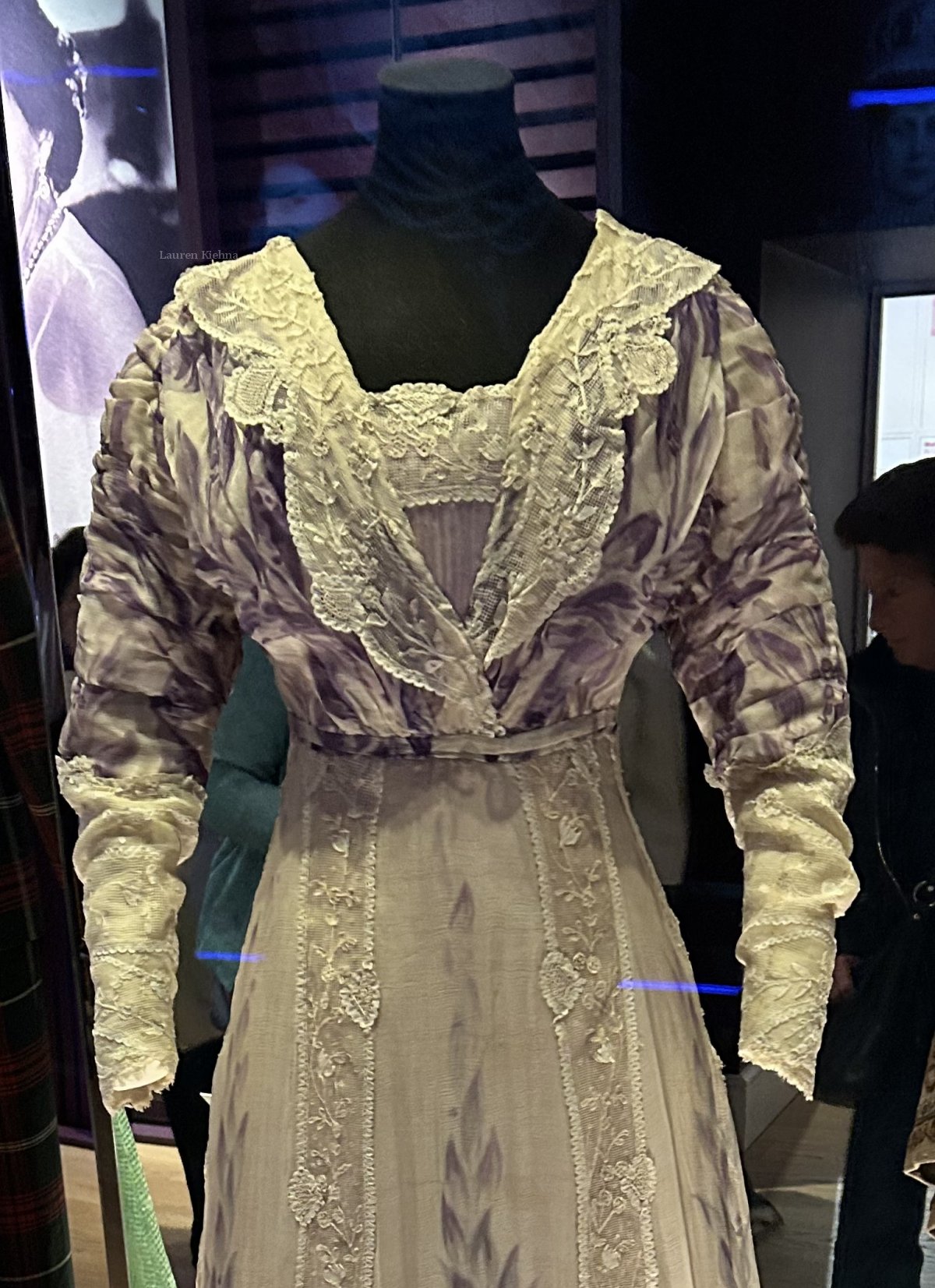Queen Alexandra's dress, displayed in the Dress Codes exhibition at Kensington Palace in London, April 2025 (© Lauren Kiehna)
