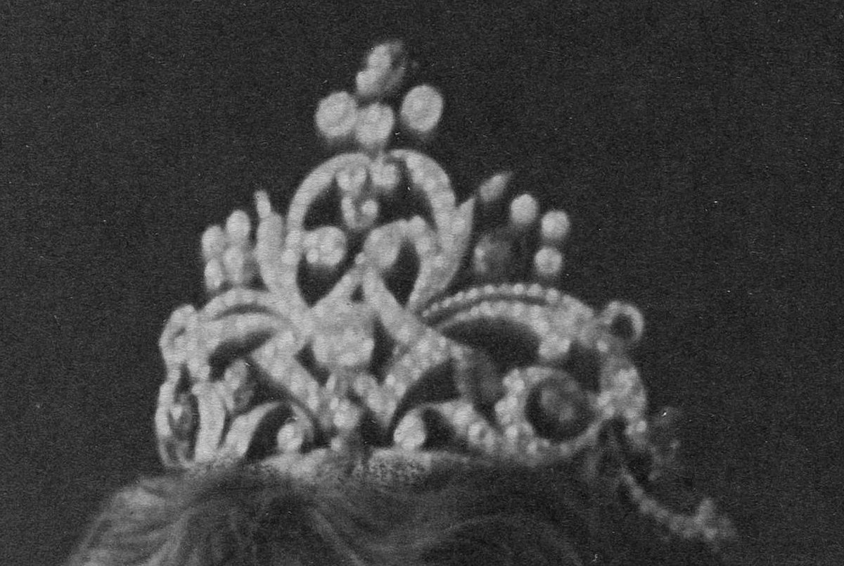 Queen Wilhelmina of the Netherlands, photographed in 1931 by Franz Ziegler (Universitaire Bibliotheken Leiden)
