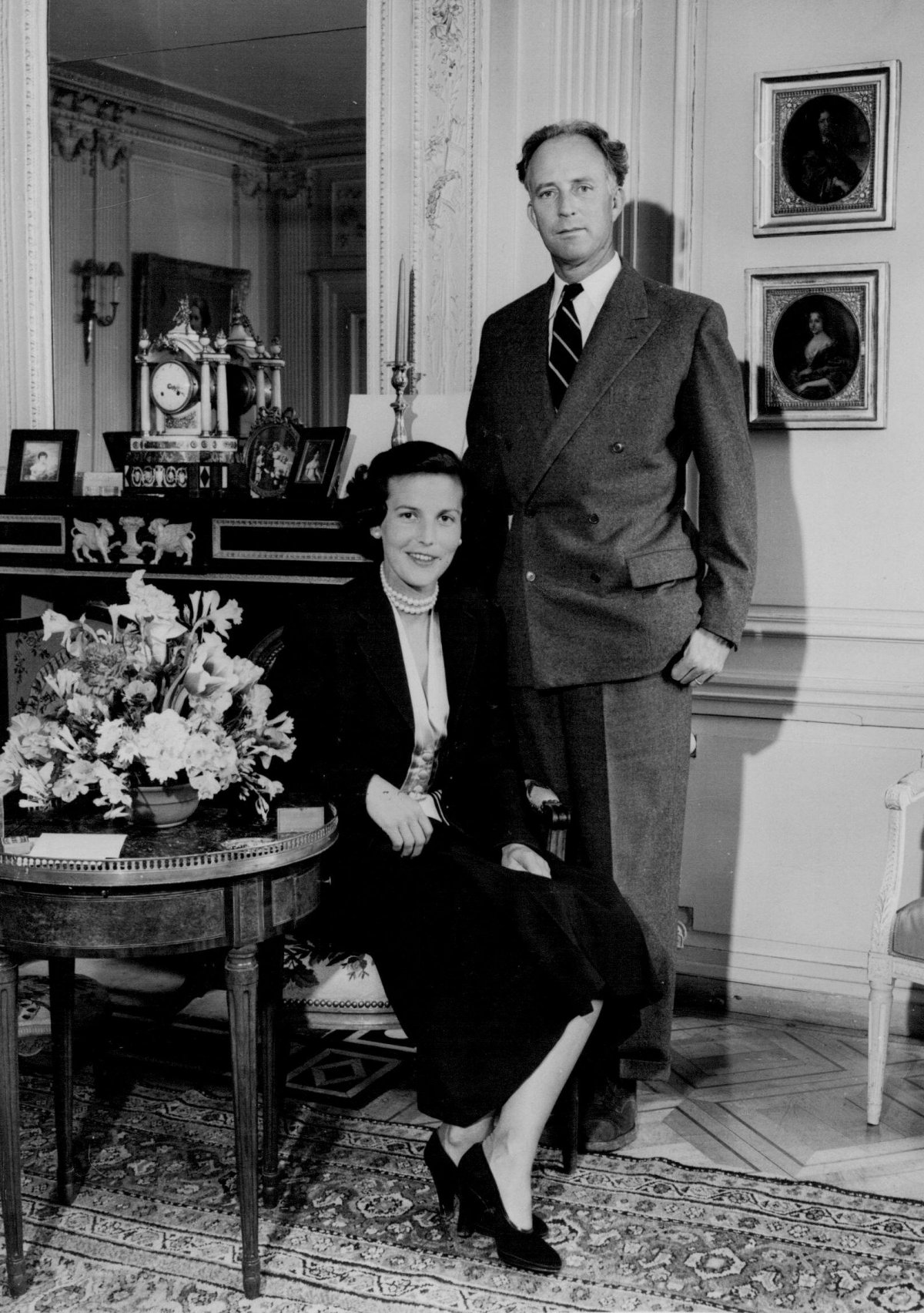 King Leopold III of Belgium and the Princess of Rethy pose in their villa in Switzerland, June 1950 (SuperStock/Alamy)