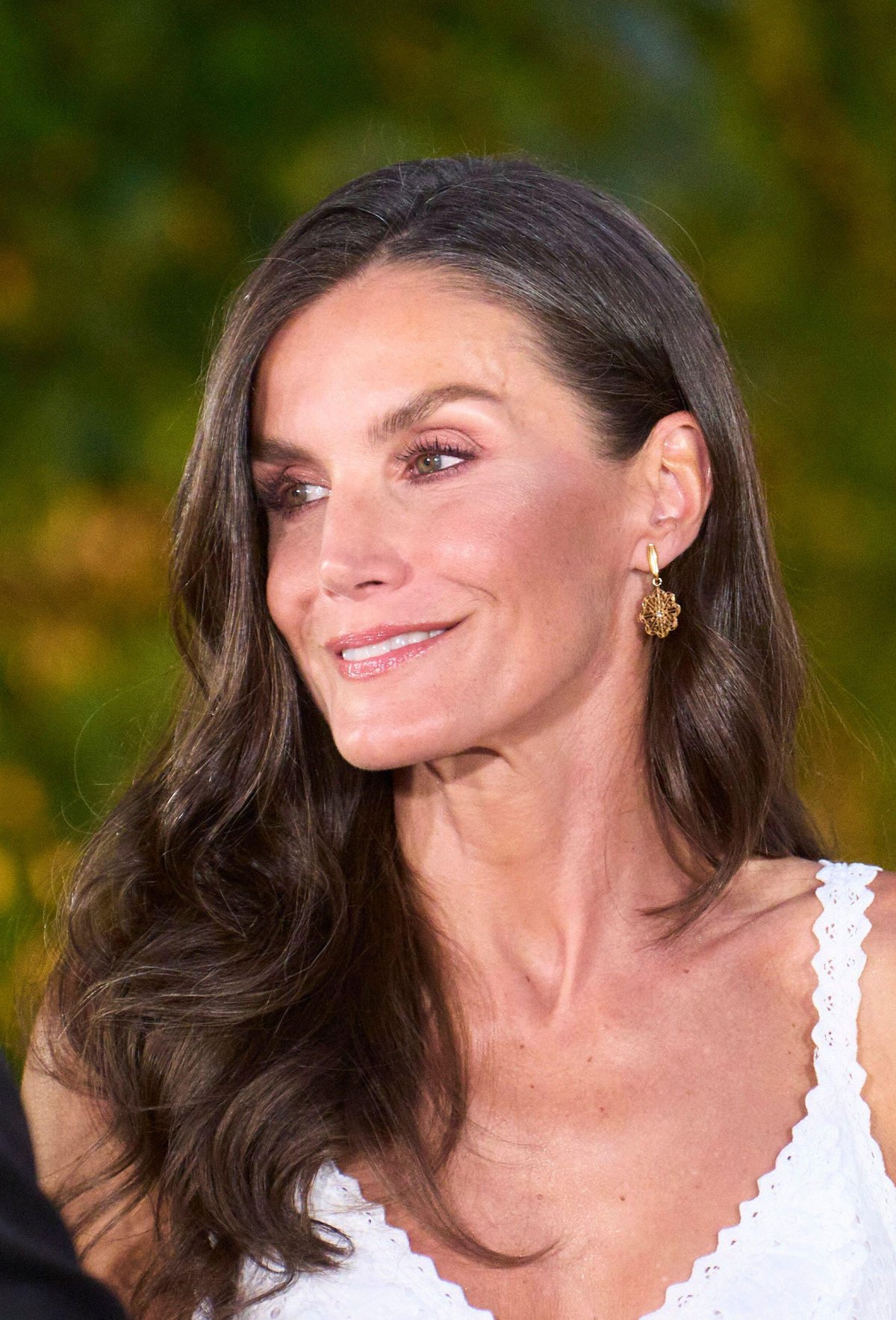 The Queen of Spain greets local representatives during a reception at Marivent Palace in Palma de Mallorca on August 4, 2025 (MPG/Alamy)