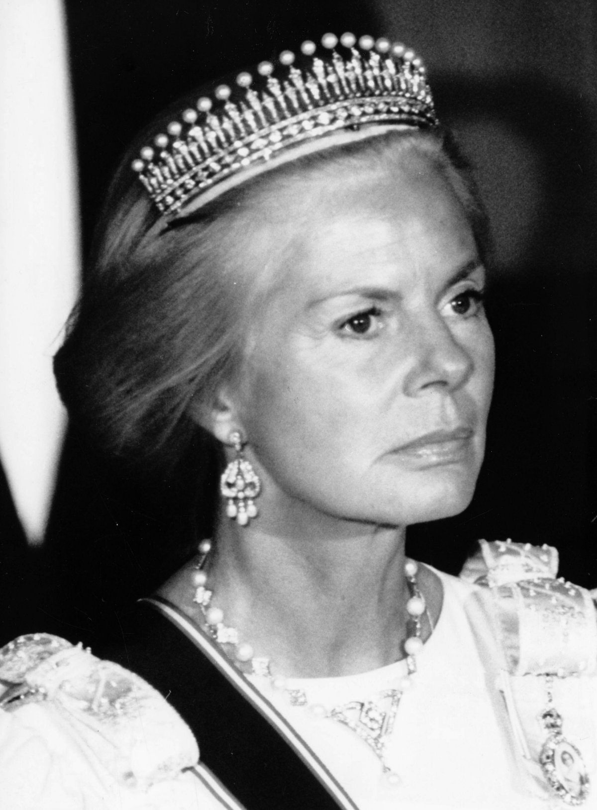 The Duchess of Kent attends a banquet in honor of the Emir of Qatar at the Guildhall in London on November 13, 1985 (LaPresse/Alamy)