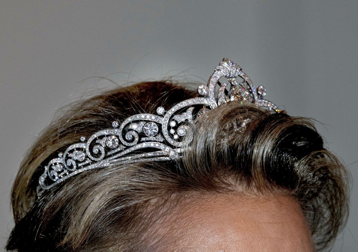 The Belgian Scroll Tiara, worn by Grand Duchess Maria Teresa of Luxembourg during a state visit to Belgium on April 16, 2024 (Albert Nieboer/DPA Picture Alliance/Alamy)