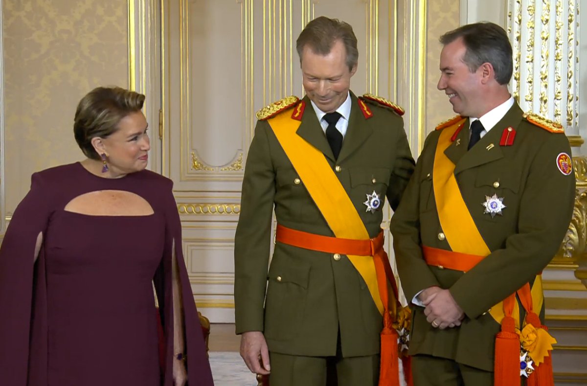 Grand Duke Henri and Grand Duchess Maria Teresa smile beside Grand Duke Guillaume after Henri's abdication on October 3, 2025 (Maison du Grand-Duc)