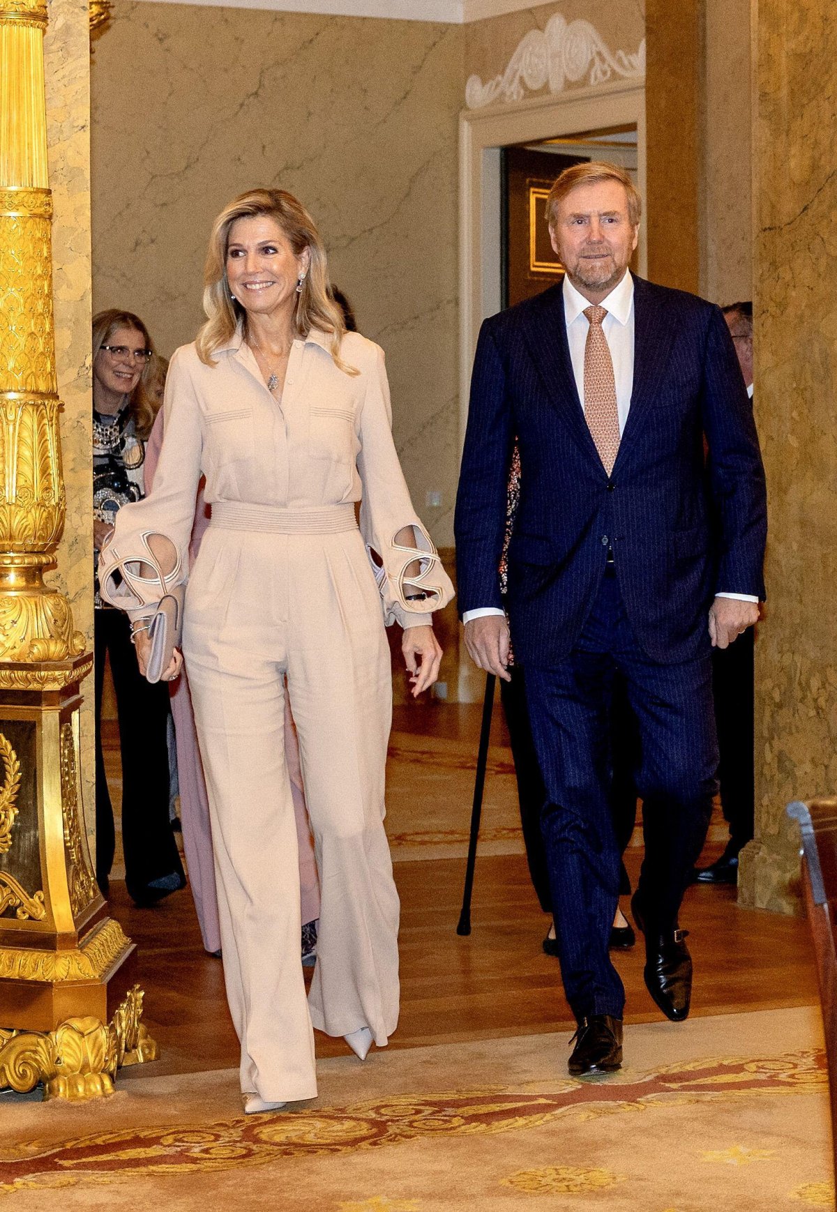 The King and Queen of the Netherlands arrive for the Appeltje van Oranje awards at Noordeinde Palace in The Hague on October 9, 2025 (Patrick van Emst/NLBeeld/Alamy)