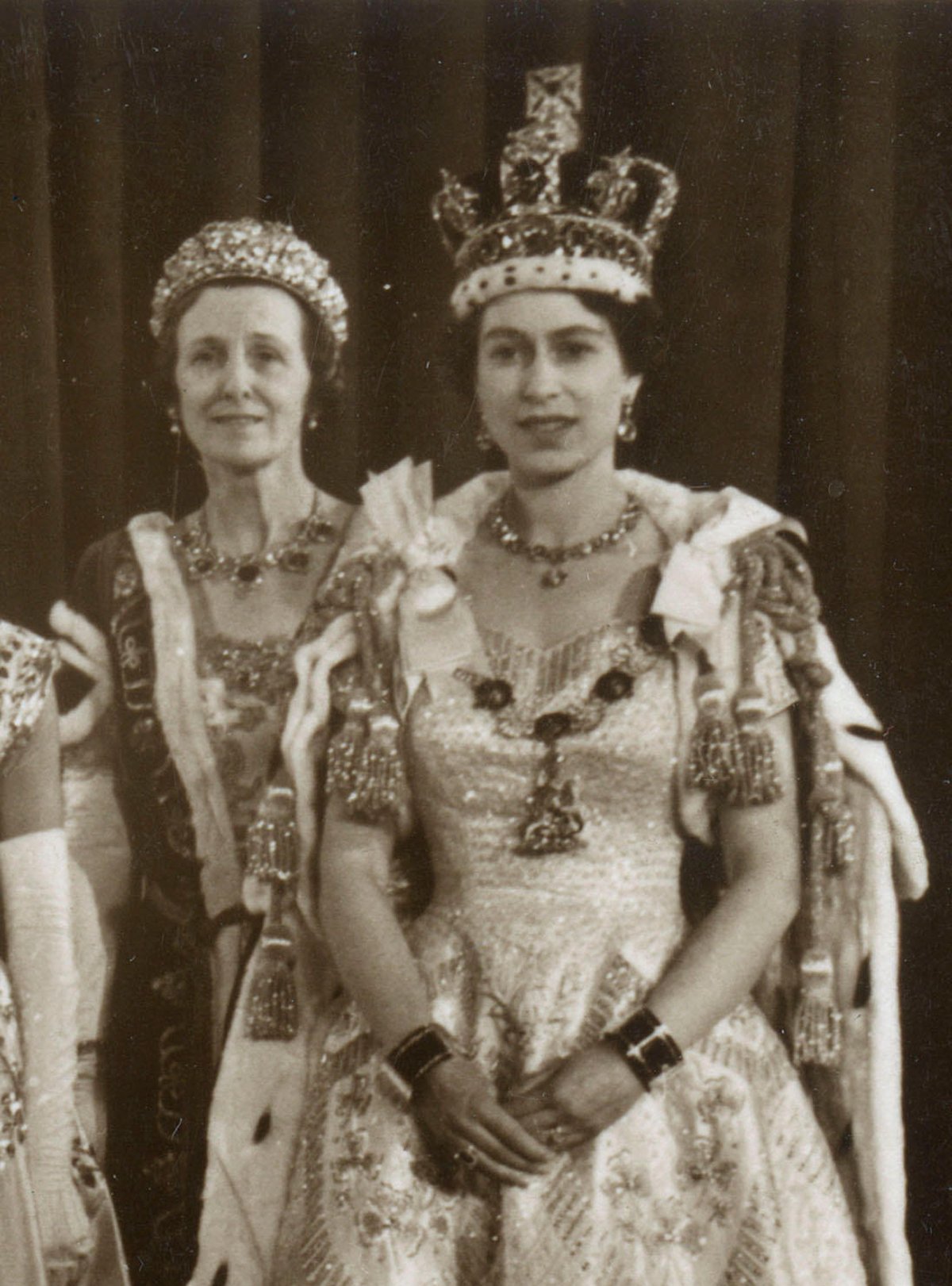 Queen Elizabeth II with her Mistress of the Robes, the Dowager Duchess of Devonshire, on Coronation Day, June 2, 1953 (Chronicle/Alamy)