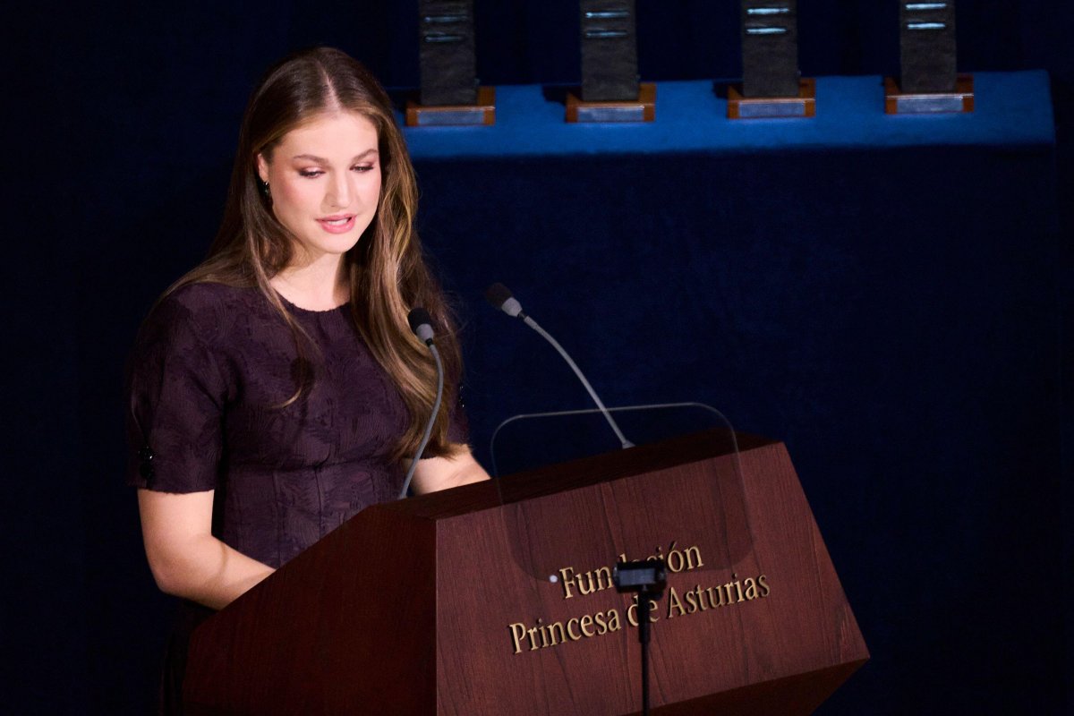 The Princess of Asturias speaks during the Princess of Asturias Awards ceremony at the Campoamor Theatre in Oviedo on October 24, 2025 (Jack Abuin/Zuma Press/Alamy)