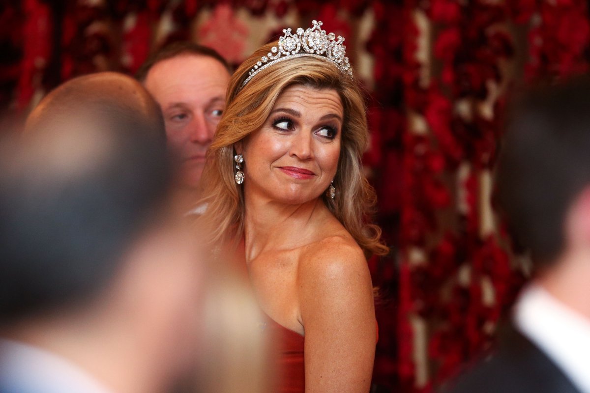 The Queen of the Netherlands attends a state dinner at Government House in Wellington, New Zealand, on November 7, 2016 (Hagen Hopkins/Getty Images)