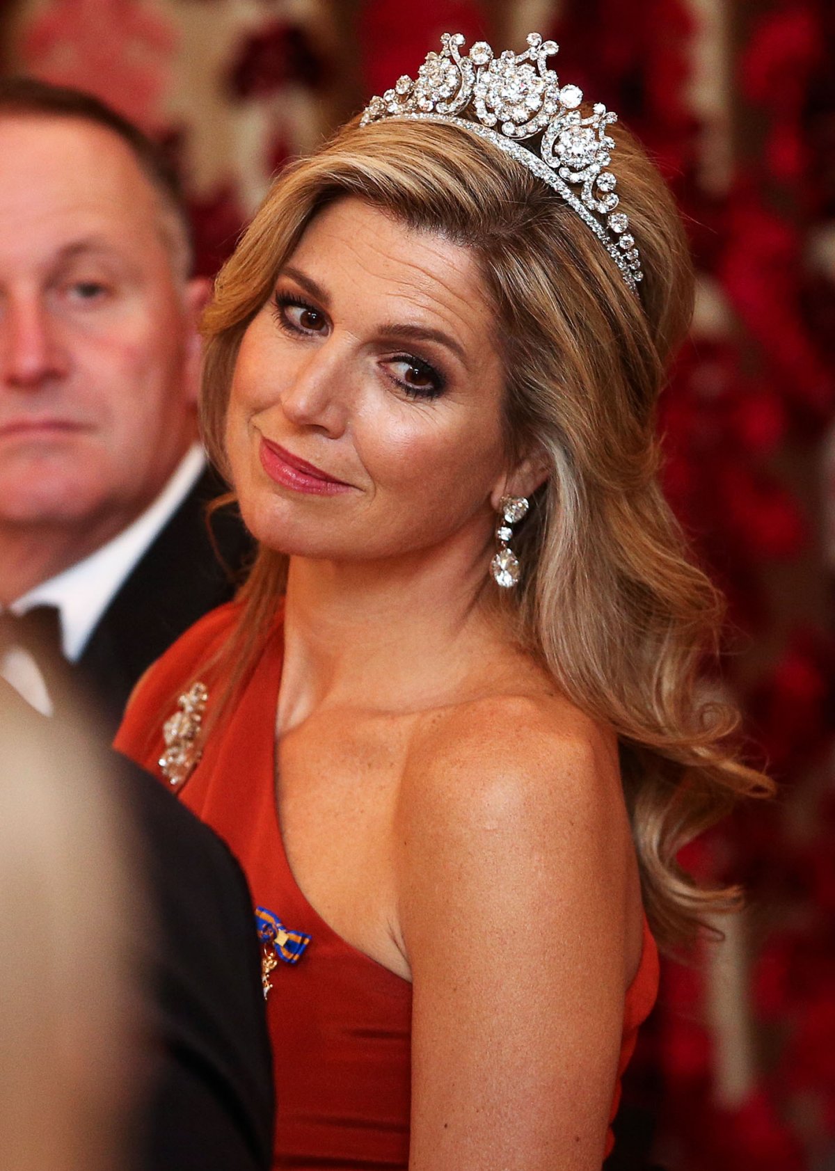The Queen of the Netherlands attends a state dinner at Government House in Wellington, New Zealand, on November 7, 2016 (Hagen Hopkins/Getty Images)