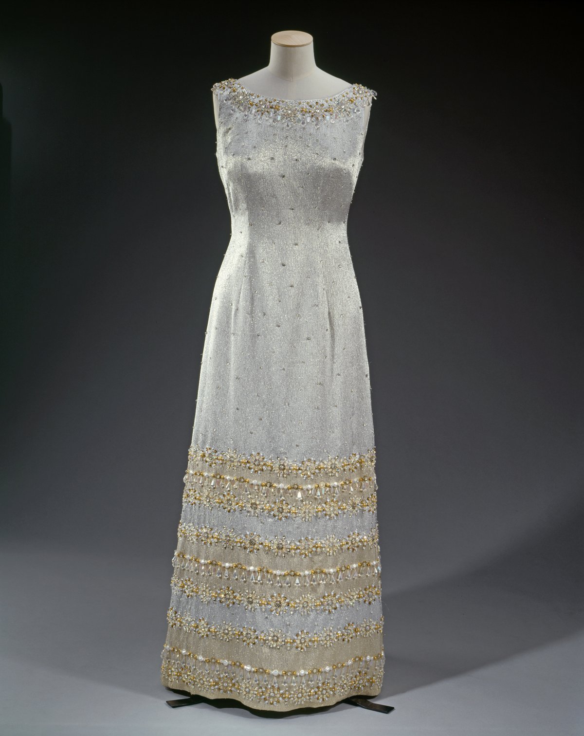 Silver lamé beaded shift dress, Norman Hartnell, 1972 (Royal Collection Trust)