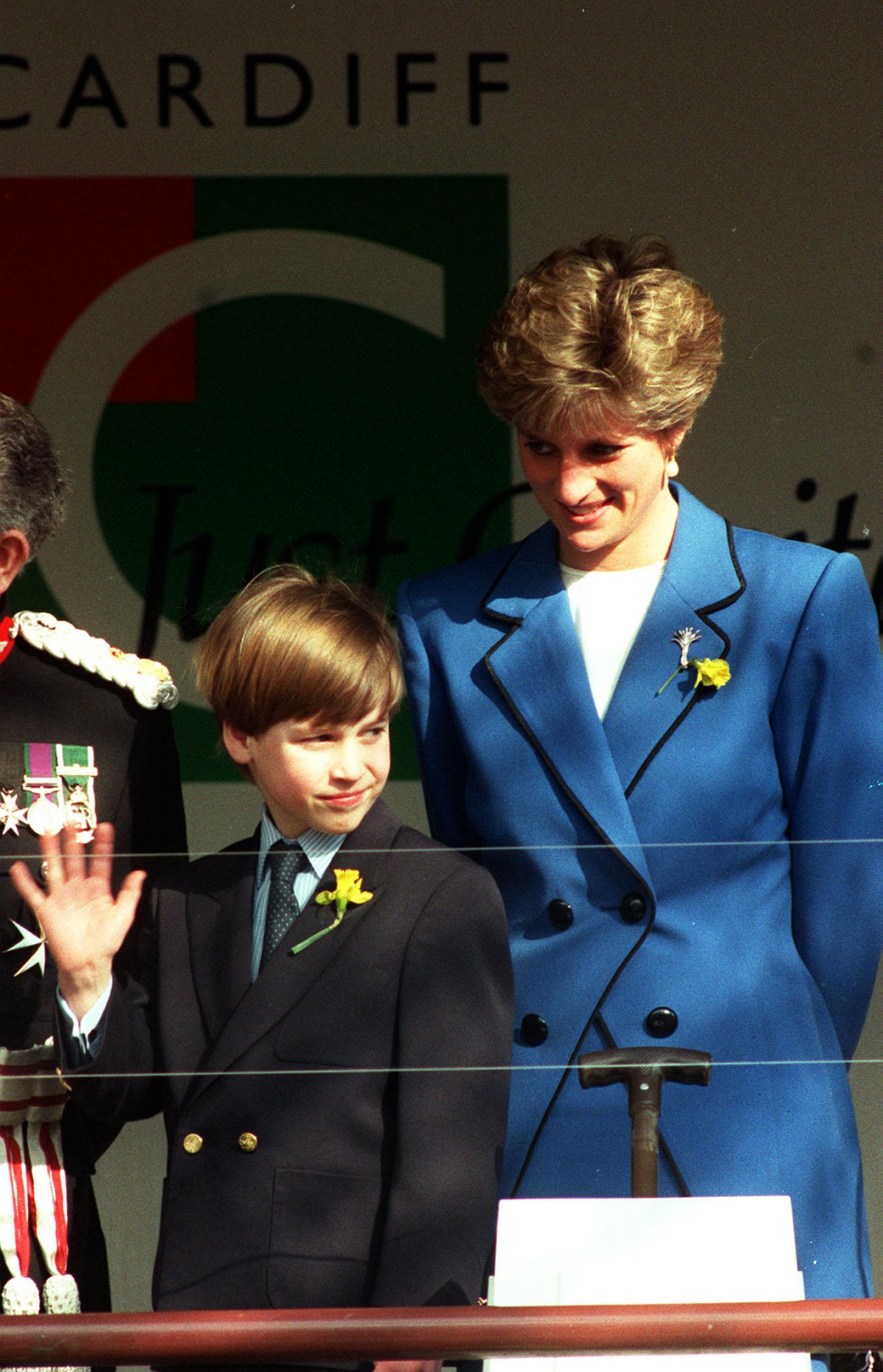 Diana, Princess of Wales and Prince William are pictured on St. David's Day in Cardiff on March 1, 1991 (Barry Batchelor/PA Images/Alamy)