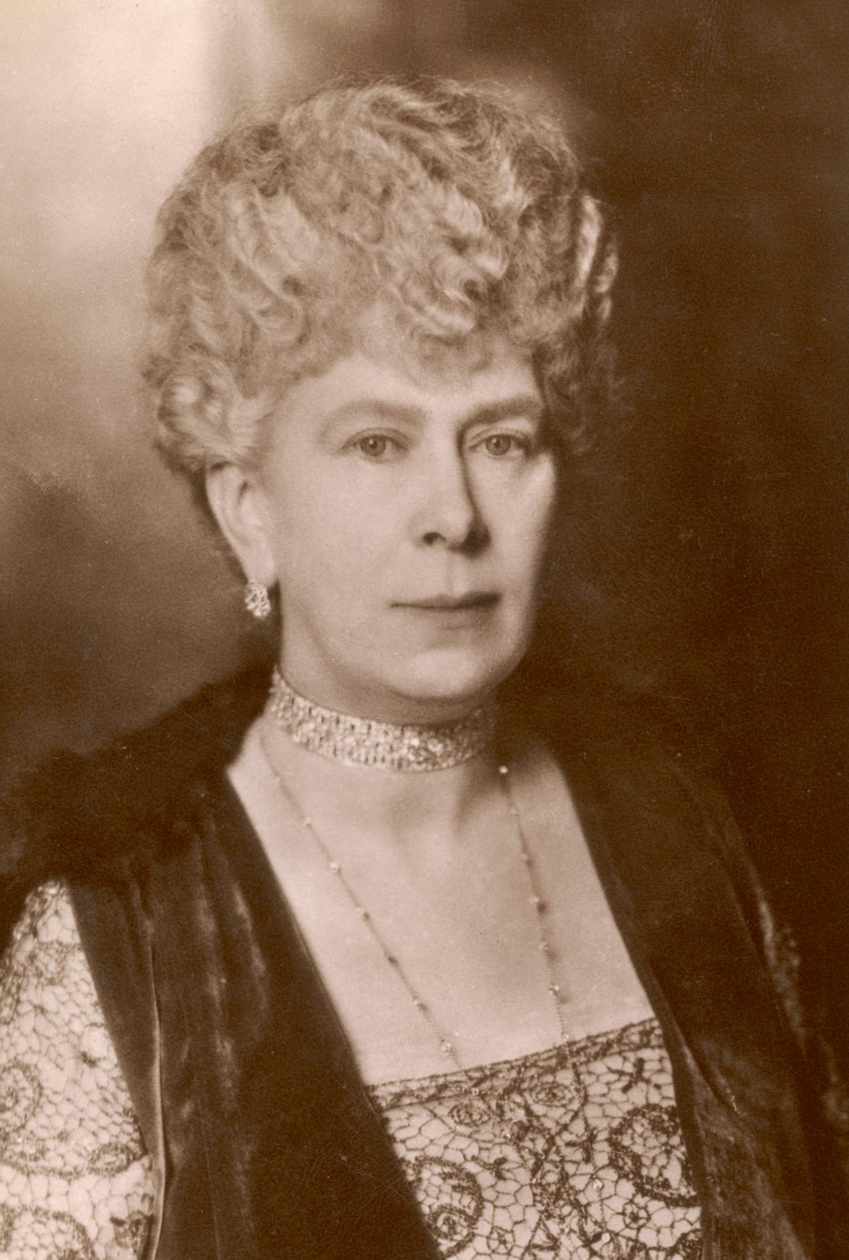 Portrait of Queen Mary, ca. 1930s (Chronicle/Alamy)