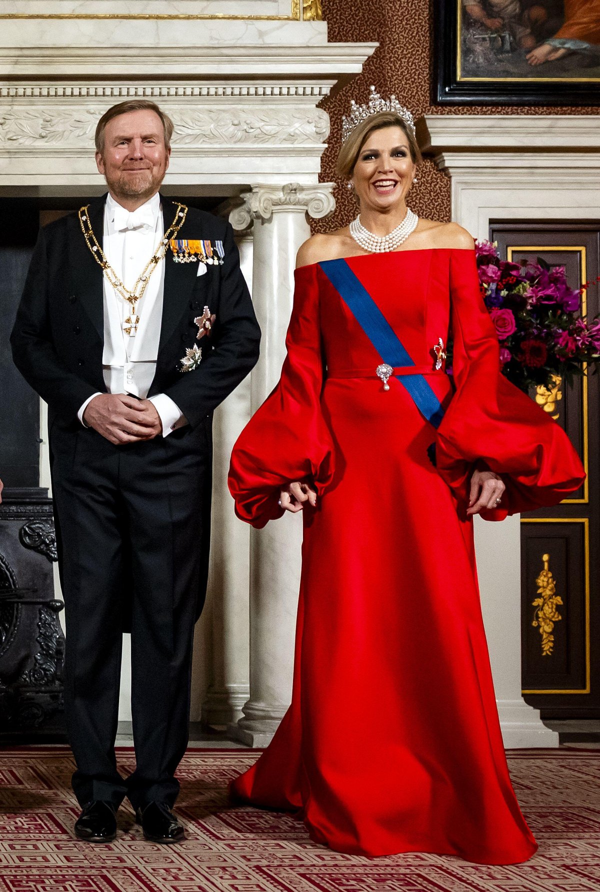 The King and Queen of the Netherlands, with the Princess of Orange, host a state banquet for the visiting President of Finland at the Royal Palace in Amsterdam on December 11, 2025 (REMKO DE WAAL/ANP/Alamy)