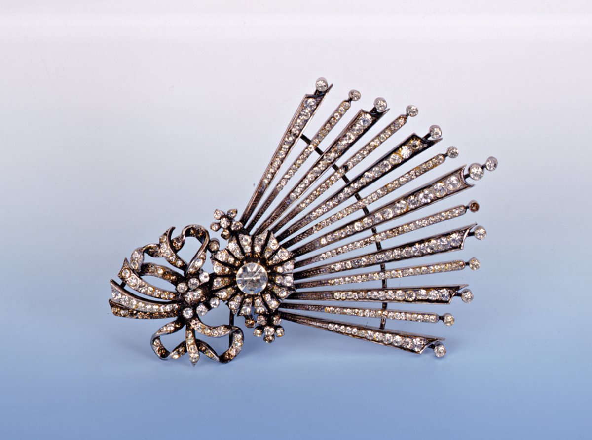 Replica of the diamond chelengk presented by Sultan Selim III of the Ottoman Empire to Admiral Lord Nelson after the Battle of the Nile in 1798 (National Maritime Museum)