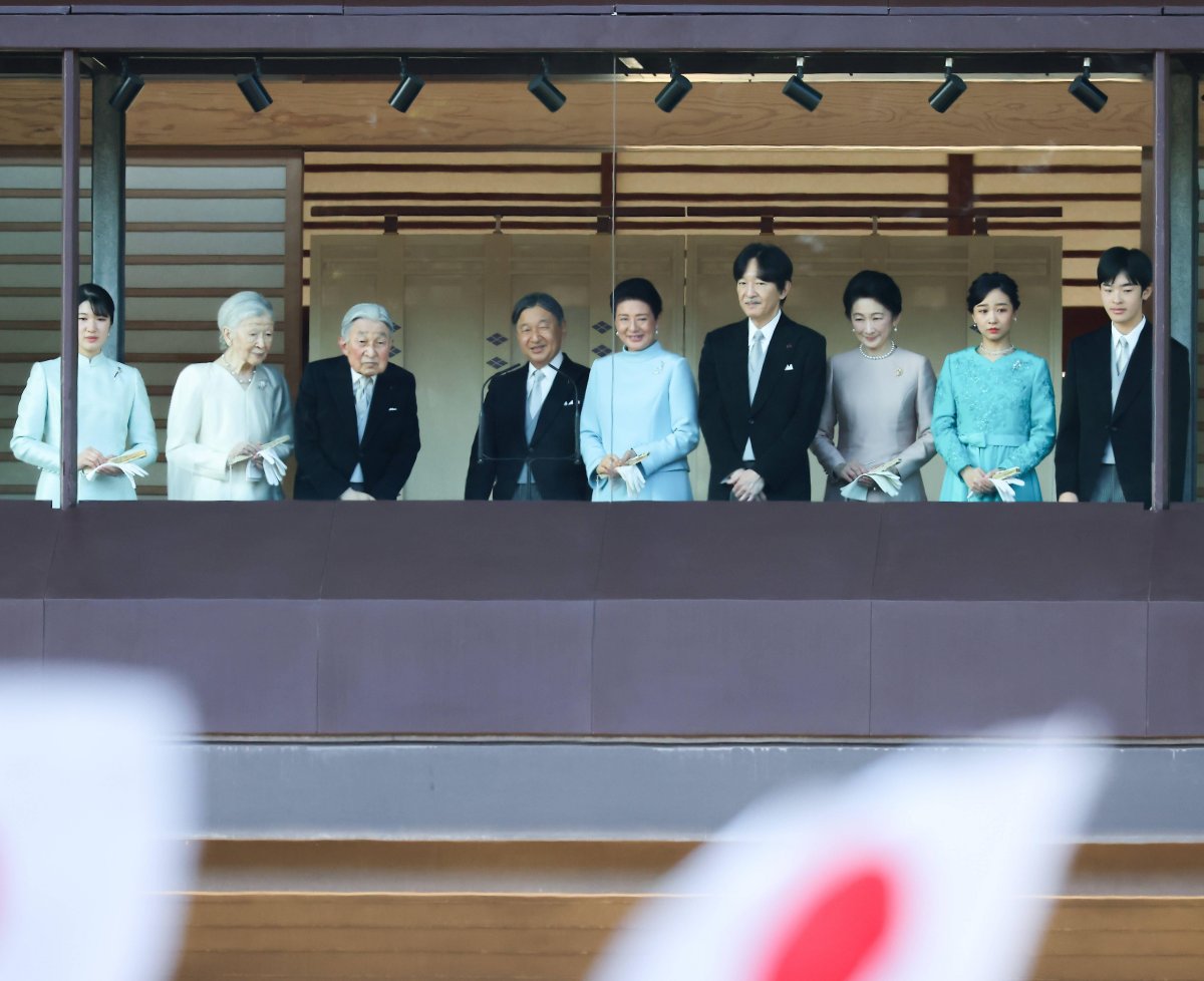 The Emperor and Empress of Japan, with more members of the imperial family, appear on the balcony of the Imperial Palace in Tokyo on January 2, 2026 (Imago/Alamy)
