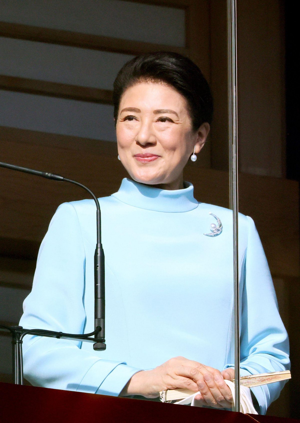 The Empress of Japan appears on the balcony of the Imperial Palace in Tokyo on January 2, 2026 (Yoshio Tsunoda/AFLO/Alamy)