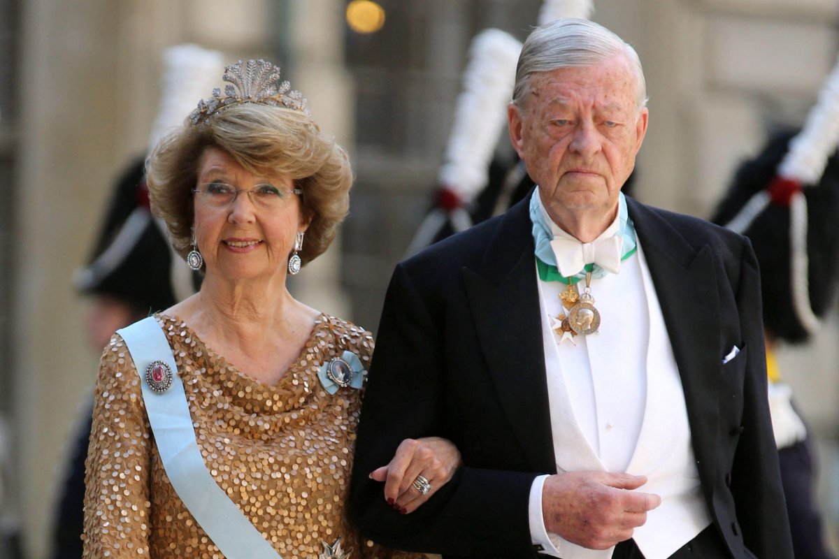 Princess Désirée and Baron Niclas Silfverschiöld attend the wedding of Princess Madeleine and Christopher O'Neill in Stockholm on June 8, 2013 (Soren Andersson/TT News Agency/Alamy)