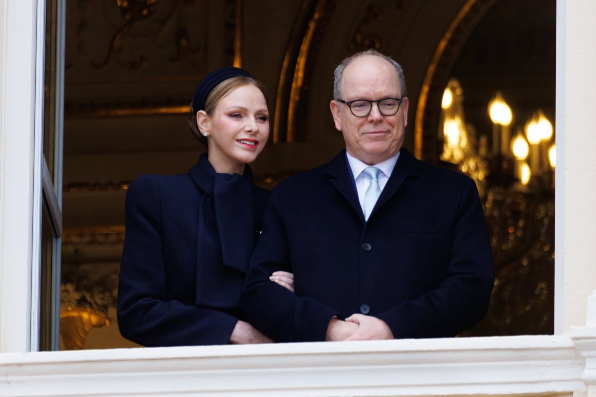 The Prince and Princess of Monaco watch the traditional procession of the relics of Sainte Dévote from the Prince's Palace in Monaco on January 27, 2026 (Michaël Alesi and Sarah Steck/Palais Princier de Monaco)