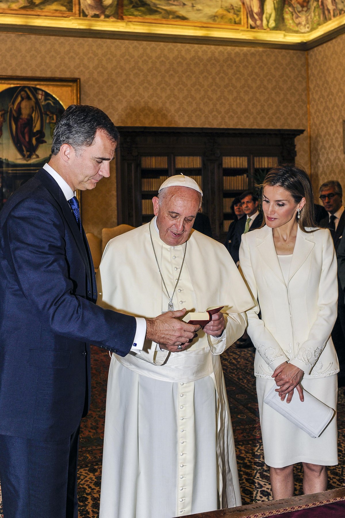 Pope Francis receives the King and Queen of Spain at the Vatican, June 2014 (Riccardo Squillantini/Alamy)