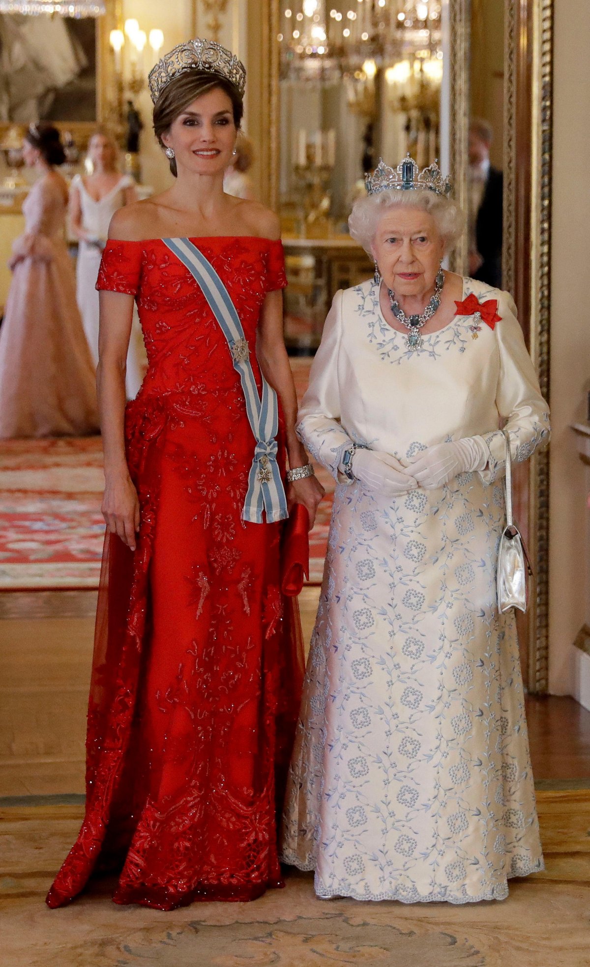 Queen Elizabeth II and the Duke of Edinburgh host a state banquet for the visiting King and Queen of Spain at Buckingham Palace on July 12, 2017 (Matt Dunham/PA Images/Alamy)