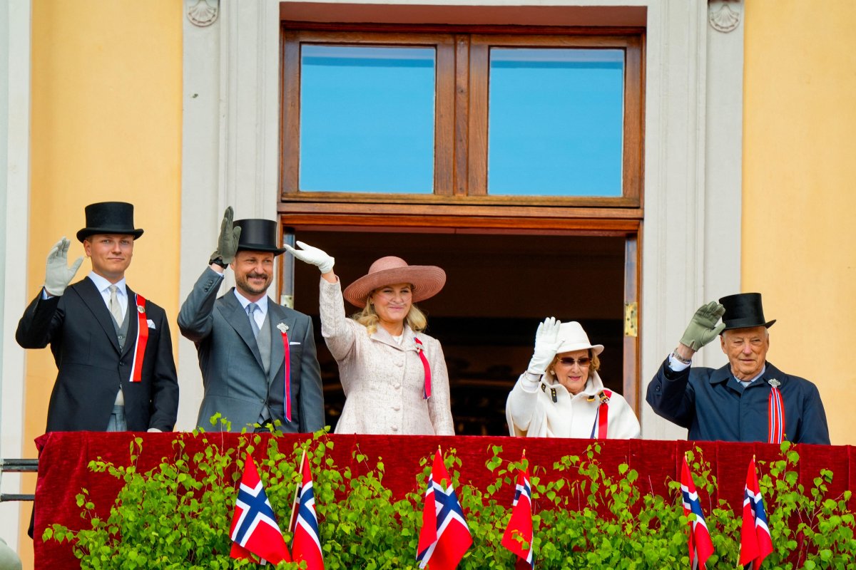 The Norwegian royal family celebrates Constitution Day at the Royal Palace in Oslo on May 17, 2026 (Terje Pedersen/NTB/Alamy)