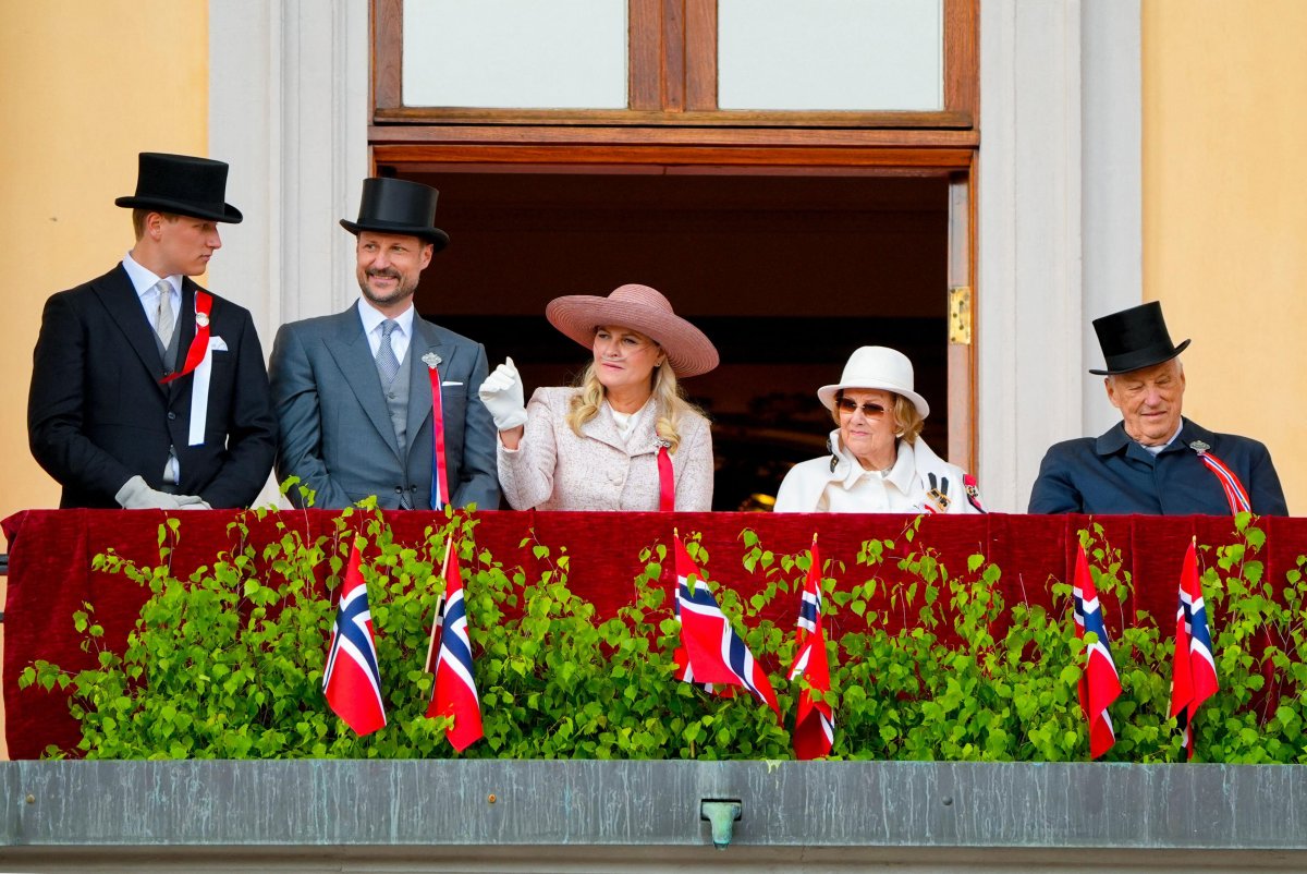 The Norwegian royal family celebrates Constitution Day at the Royal Palace in Oslo on May 17, 2026 (Terje Pedersen/NTB/Alamy)