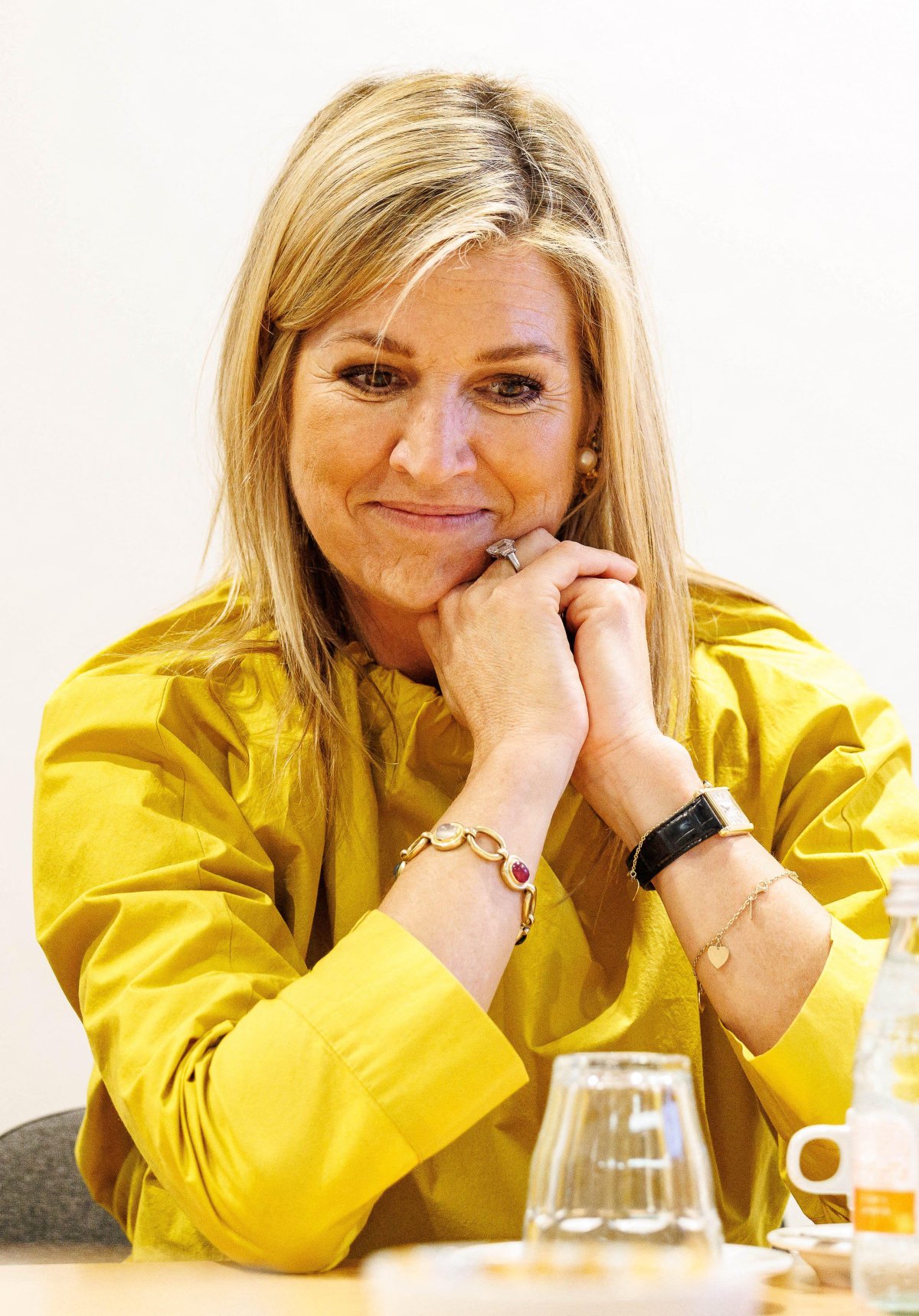 The Queen of the Netherlands visits the gastroenterology department at Amsterdam University Medical Center on May 25, 2026 (Arjo Frank/NLBeeld/Alamy)