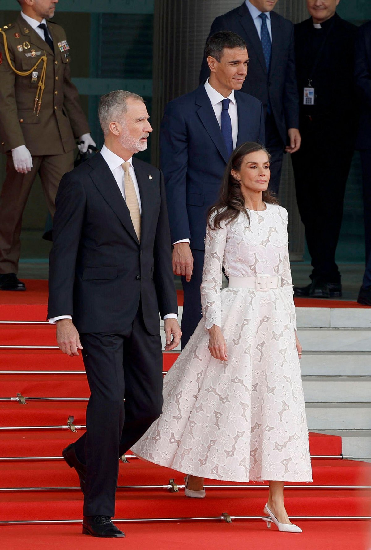 The King and Queen of Spain welcome Pope Leo XIV at the start of his apostolic visit in Madrid on June 6, 2026 (Oscar Gonzalez/Sipa/Alamy)