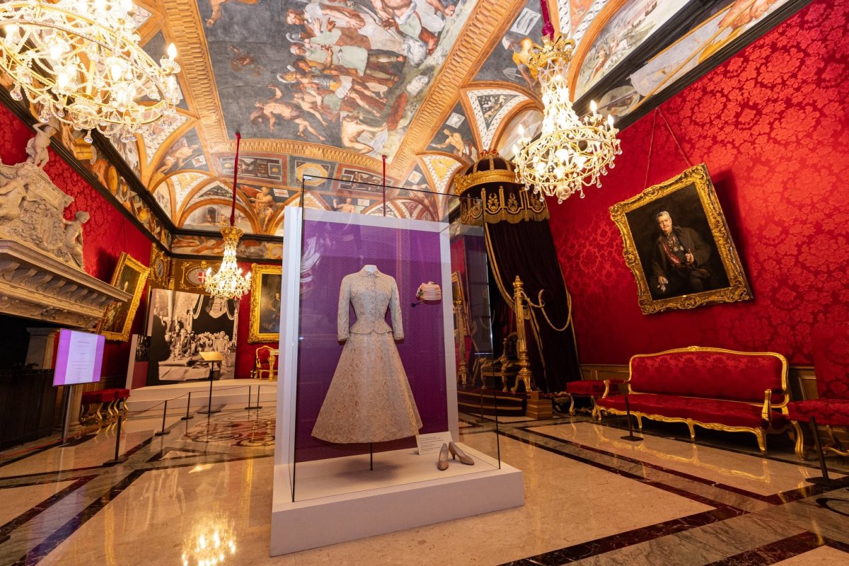The Prince of Monaco, with the Princess of Hanover and Princess Alexandra, tours "The Wedding of the Century," an exhibition dedicated to the wedding of Prince Rainier III and Princess Grace, at the Palais Princier de Monaco on June 19, 2026 (Manuel Vitali-Director of Communications/Palais Princier de Monaco)