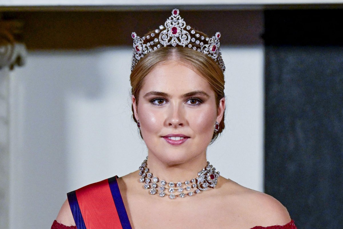 The Princess of Orange attends the Japanese state banquet at the Royal Palace in Amsterdam on June 16, 2026 (Mischa Schoemaker/NLBeeld/Alamy)