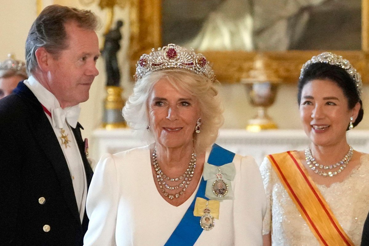 King Charles III and Queen Camilla host a state banquet for the visiting Emperor and Empress of Japan at Buckingham Palace on June 25, 2024 (Kirsty Wigglesworth/PA Images/Alamy)