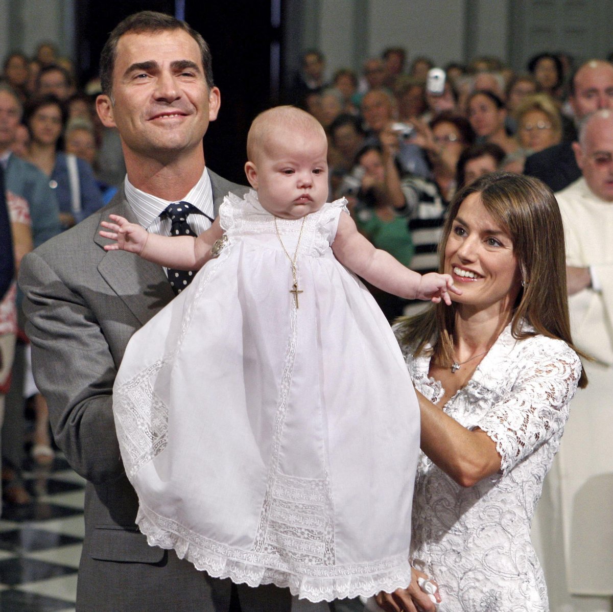 The Prince and Princess of Asturias present their daughter, Sofia, to the Virgin of Atocha on September 19, 2007 (Angel Diaz/Abaca Press/Alamy)