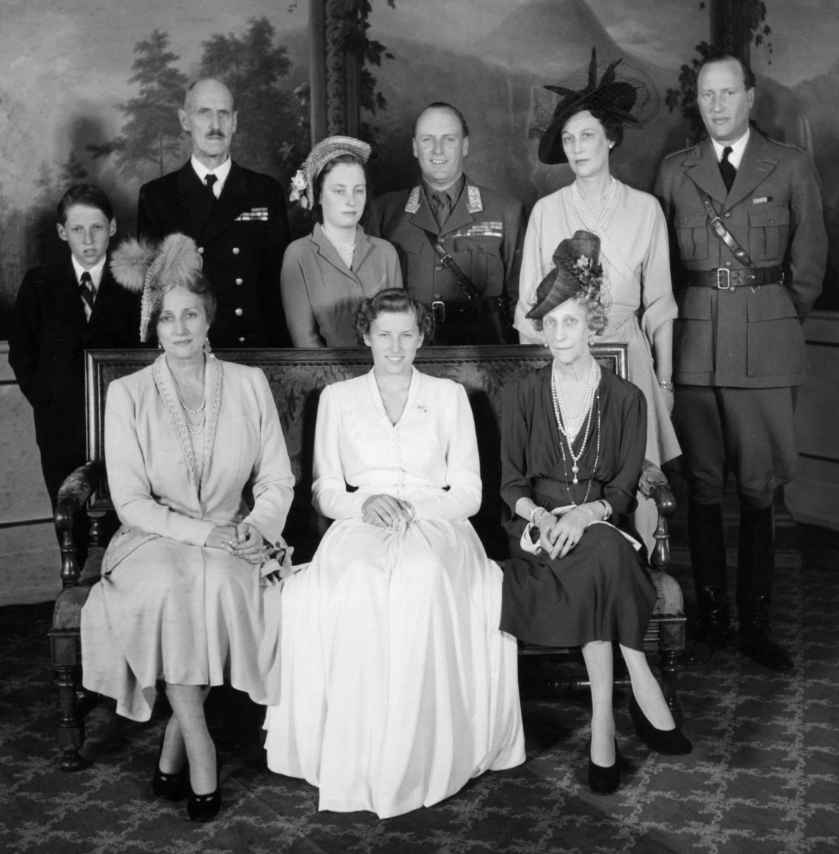 Members of the Norwegian, Swedish, and Danish royal families pose for a portrait to mark the confirmation of Princess Astrid of Norway, May 1948 (NTB/Alamy)