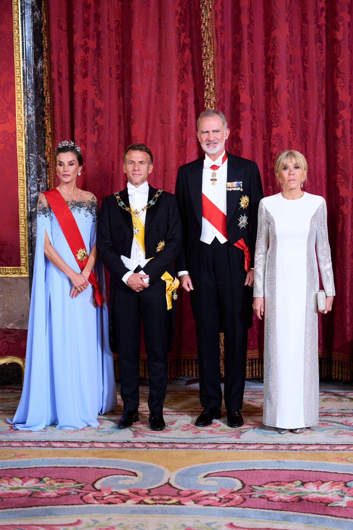 The King and Queen of Spain host a gala dinner in honor of the visiting President and First Lady of France at the Royal Palace in Madrid on September 29, 2026 (MPG/Alamy)
