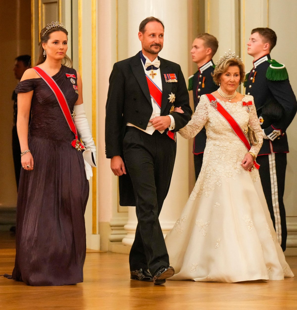 The King of Norway, with Queen Sonja and Crown Princess Ingrid Alexandra, attends a gala dinner for members of the Storting at the Royal Palace in Oslo on October 22, 2026 (Heiko Junge/NTB/Alamy)